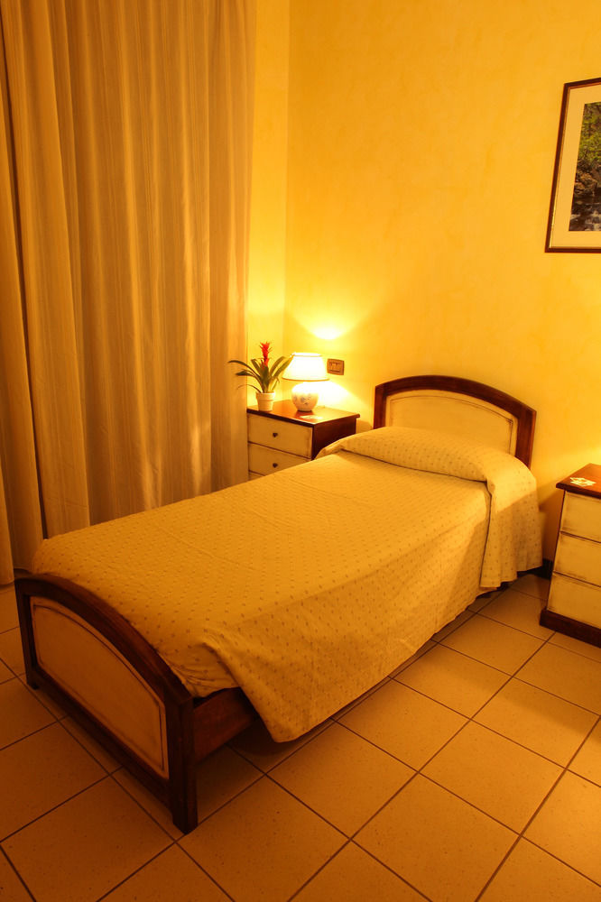 Arcobaleno Rooms كالياري المظهر الخارجي الصورة